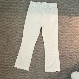 Mother the Hustler Ankle Fray white jeans. Size 32